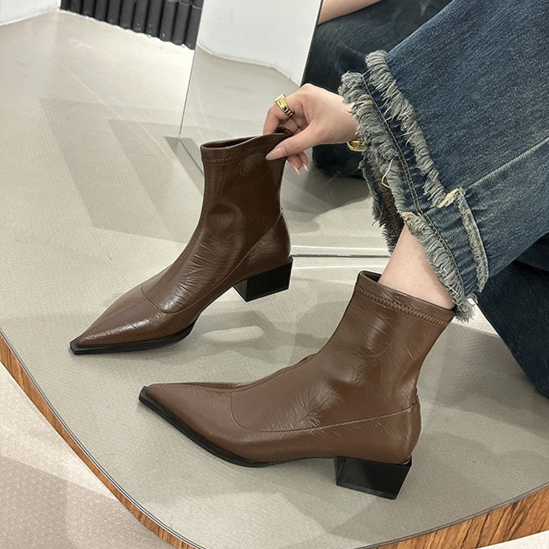รองเท้าบูทมาร์ติน รองเท้าหนัง Mid-Tube Boots Baotou Commuter ฤดูใบไม้ร่วงฤดูหนาวเกาหลี