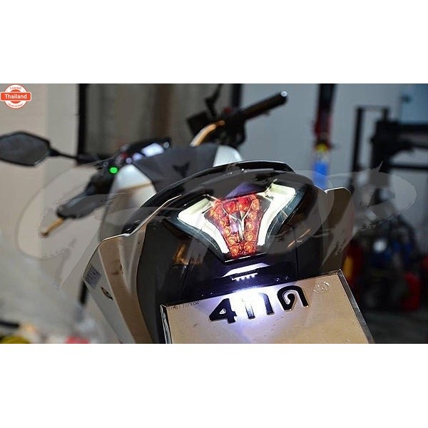 ไฟท้ายแต่ง ฟเลี้ยวในตัวYamaha รุ่น R3 R25 MT03 MT07 รุ่น MT60