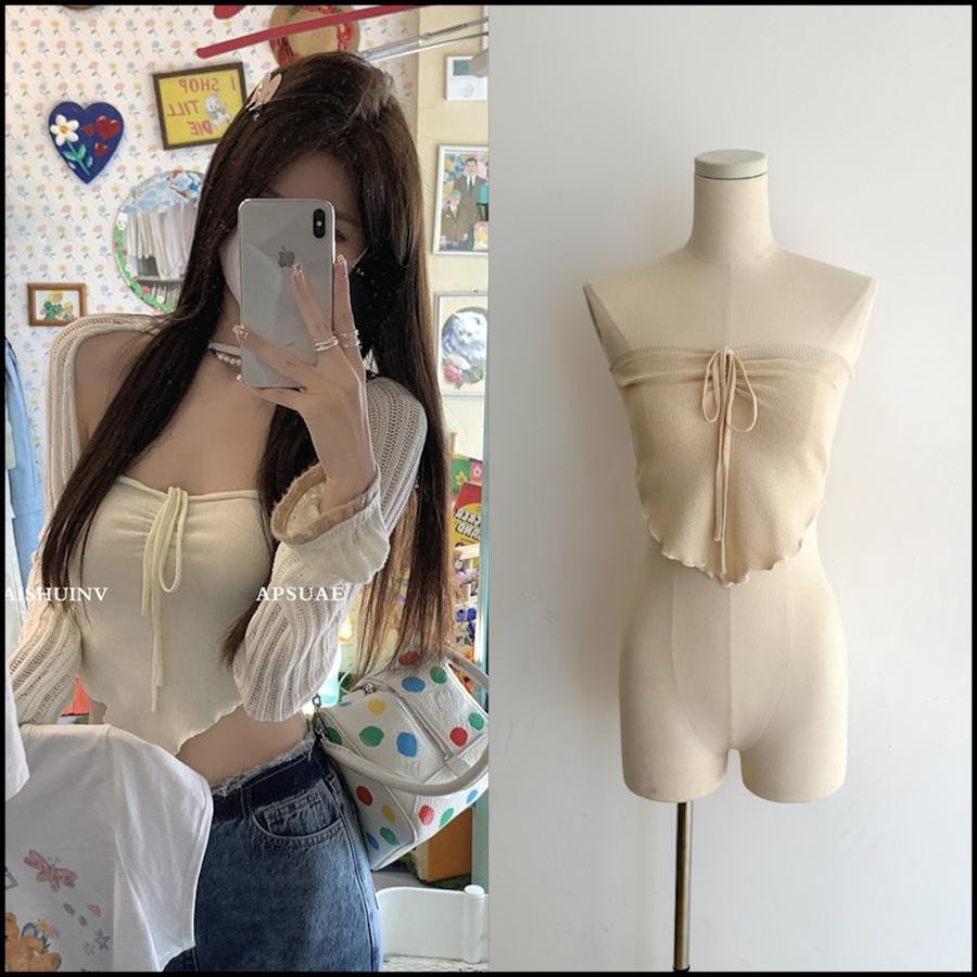 KOKO 8061 เสื้อครอปไหมพรมทรงสามเหลี่ยม เสื้อสายเดี่ยวปาดไหล่ ดีเทลผูกโบว์หน้าอก น่ารัก เซ็กซี่ -พร้อมส่งจากไทย