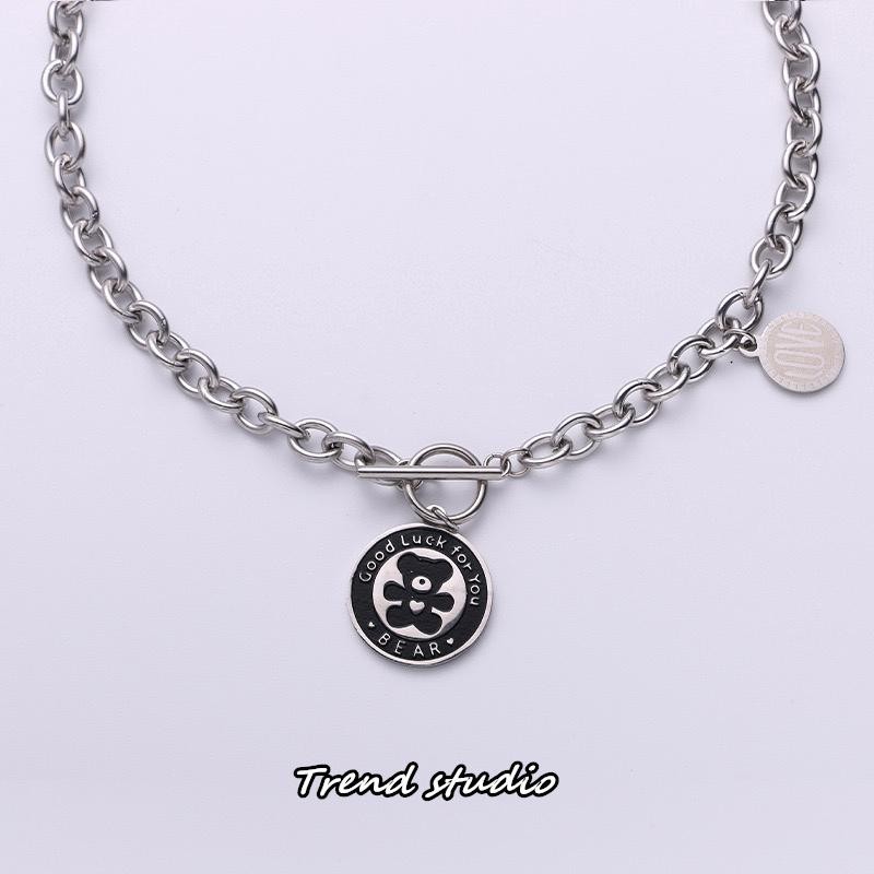 สร้อยคอหมีมีสไตล์พร้อมดีไซน์หัวเข็มขัดเรียบง่าย OT สร้อยคอกระดูกไหปลาร้าสามารถสวมใส่ได้ทั้งชายและหญิง สร้อยคอ colorfast - รูปที่ 6