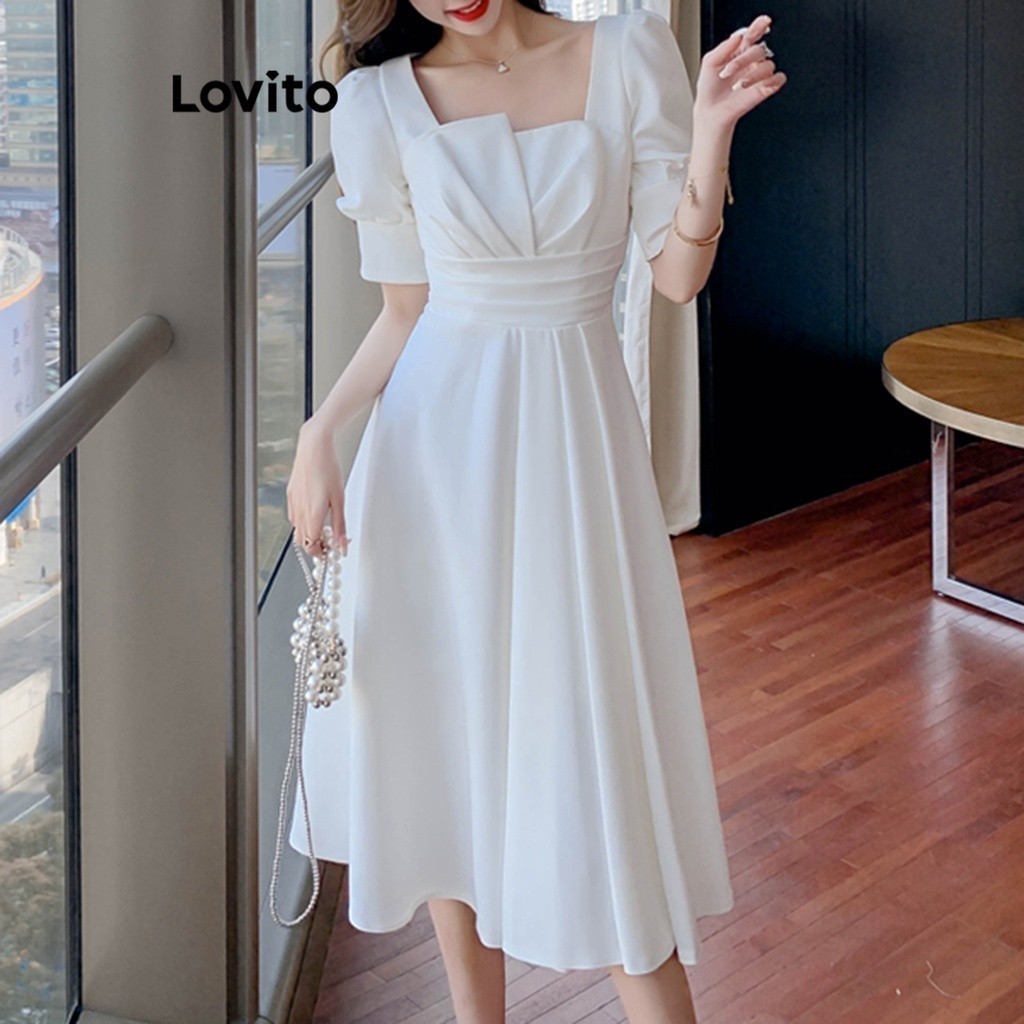 Lovito เดรสผู้หญิง สไตล์ลำลอง สีพื้น แต่งจีบ คอเหลี่ยม LNE33142 (สีขาว)