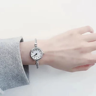 Minimalist Sleek Open Link Bracelet นาฬิกาควอตซ์สํานักงานสวมใส่ทุกวันสําหรับผู้หญิง