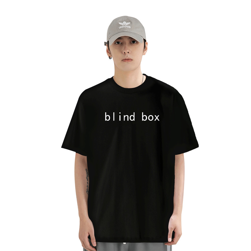 สีสุ่มBlind Box เสื้อยืดแขนสั้นแบบสุ่มพิมพ์ลาย ขาวหรือดำ