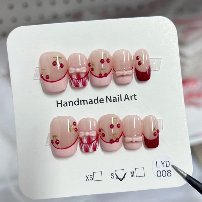 ฤดูร้อนหวาน 3D เชอร์รี่เล็บ Sweetheart น่ารักโบว์สีชมพู Handmade สวมใส่เล็บภาษาฝรั่งเศสคํามือวาด Pres-on เล็บสั้น