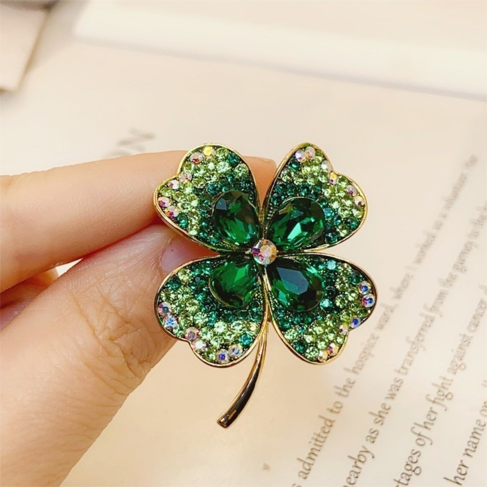 แฟชั่น Rhinestone Four Leaf Clover เข็มกลัดประณีตคริสตัลเสื้อผ้า Pins สําหรับผู้หญิงสาวเครื่องประดับงานแต่งงานชุดตกแต่ง - รูปที่ 3