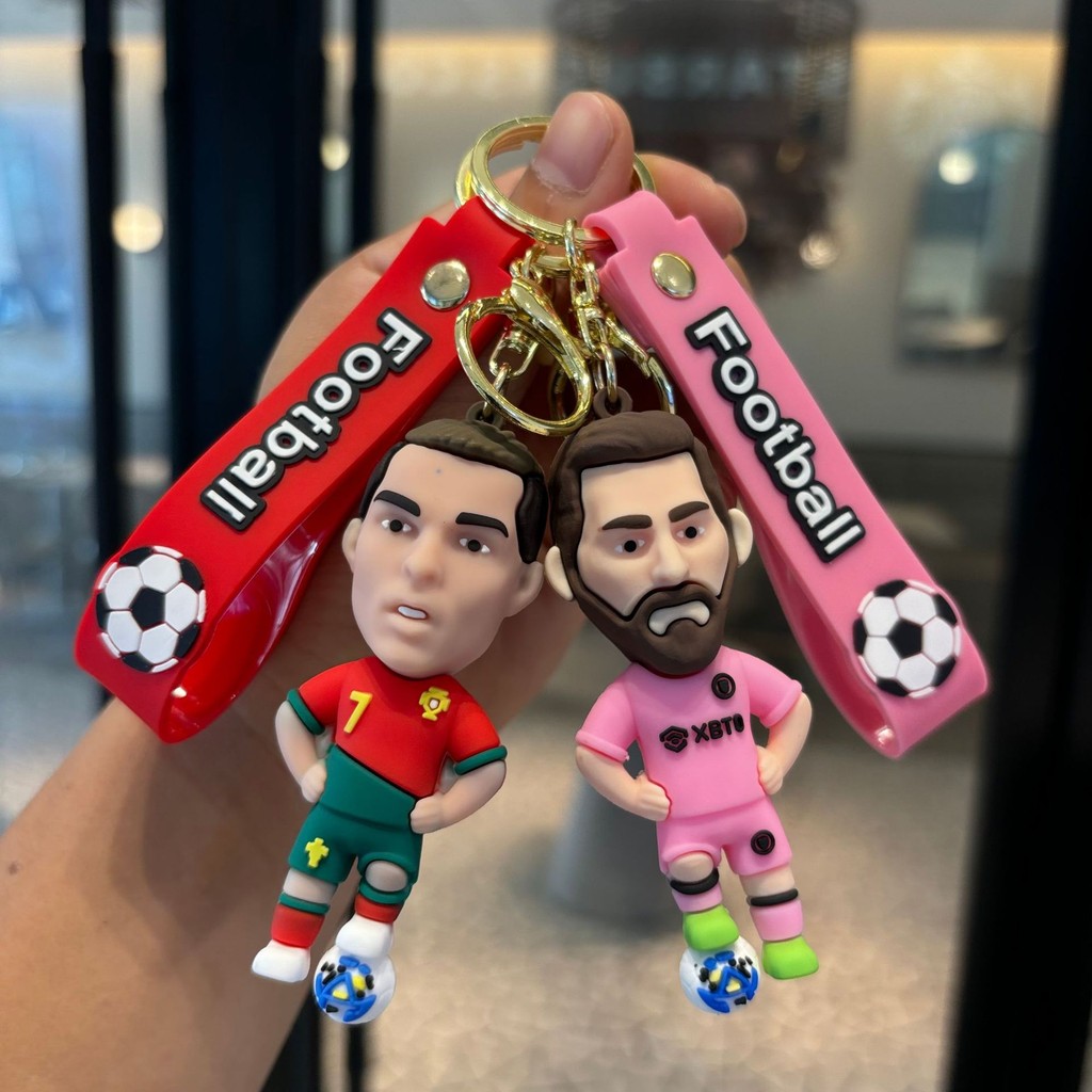 ของสะสมสุดฮอต! พวงกุญแจนักฟุตบอลสุดคูล เอ็มบัปเป้ เมสซี่ ฮาแลนด์ และ โรนัลโด้