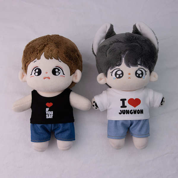 ชุดตุ๊กตา 10cm เสื้อผ้าตุ๊กตา 10 ซม. 15 ซม. 20 ซม. เสื้อผ้าตุ๊กตาผ้าฝ้าย Liang Zhenyuan Park Sung-hun ทีม ENHYPEN กับเสื้อยืดตัวเดียวกัน