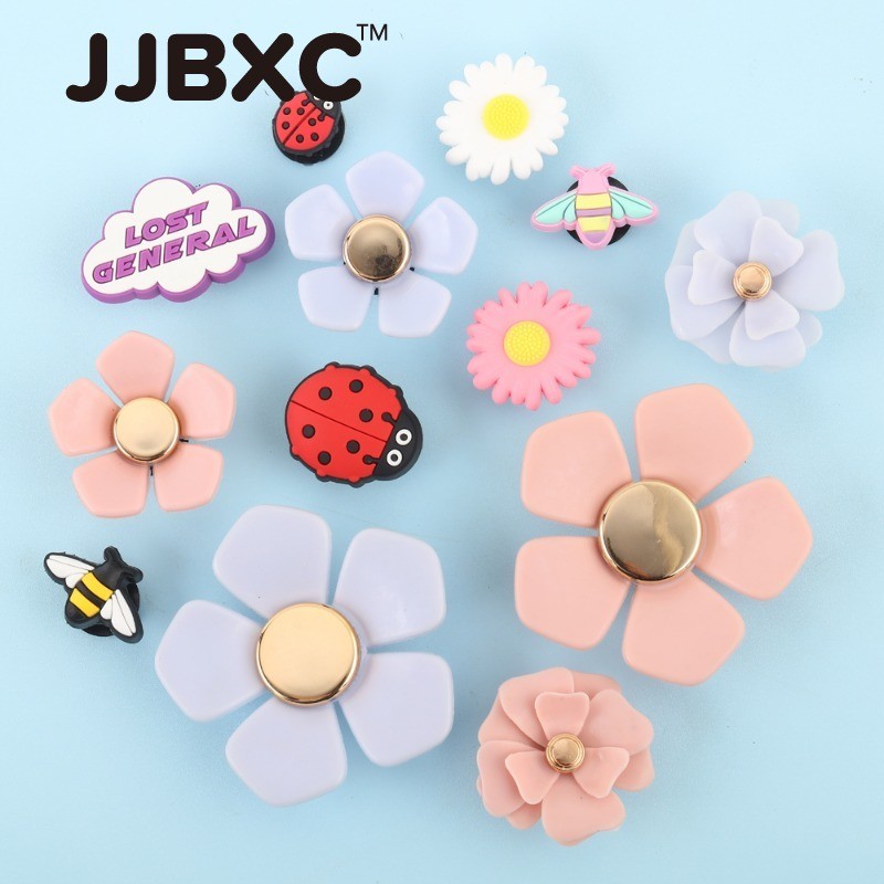 JJBXC ตัวติดรองเท้า charm สติ๊กเกอร์ดอกไม้สามมิติ พลาสติก 3D ผึ้ง แมลงเต่าทอง สำหรับตกแต่งรองเท้า อุปกรณ์ตกแต่งรองเท้า