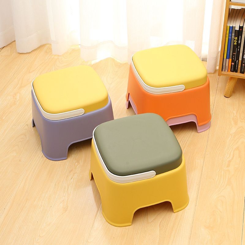 塑料凳子加厚手提椅幼儿园户外凳子浴室防滑凳子坐高铁车凳子Plastic stool, thickened hand-held chair, kindergarten outdoor stool2025