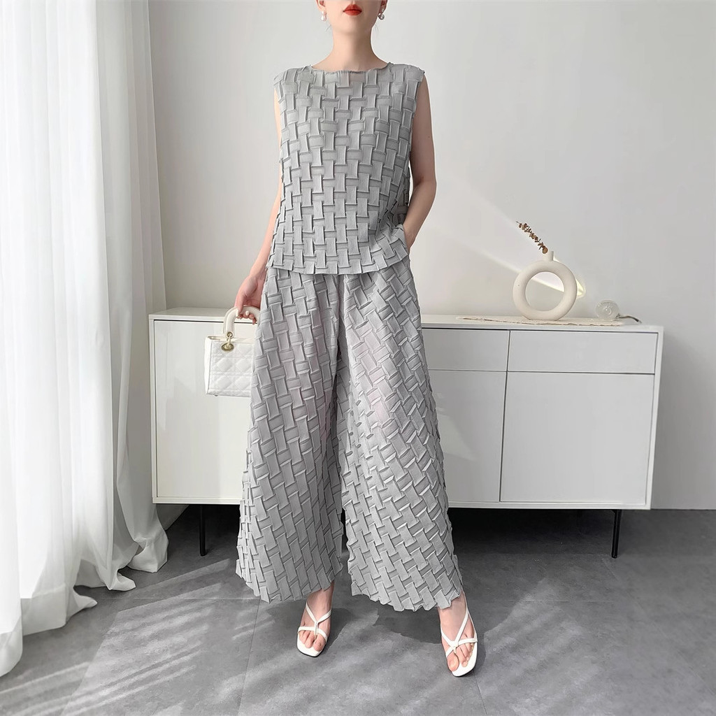 เสื้อผ้าจีบสไตล์ Handmade จีบชุดผู้หญิงฤดูร้อน Top + กางเกงบานสบาย Casual Design Niche เสื้อผ้าผู้หญิง - รูปที่ 2