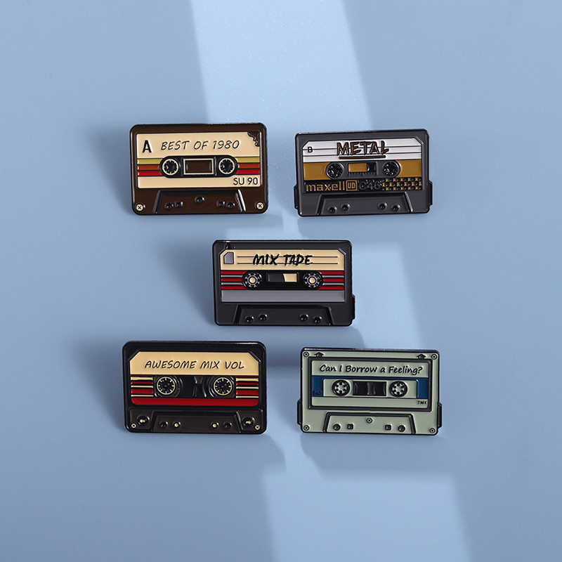 Vintage เทป Pins เพลง Pop เพลงเข็มกลัด Cassette เทปโลหะ Pin ป้าย Nostalgic เครื่องประดับของขวัญสําหรับเพื่อน