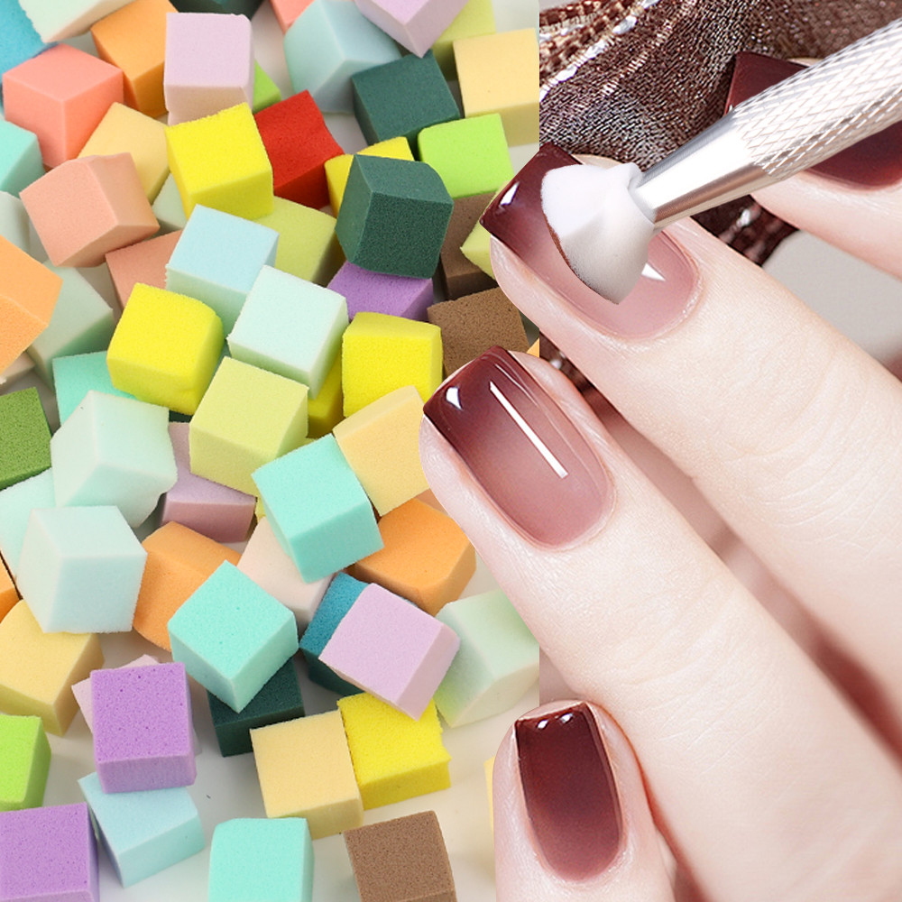 50 ชิ้นฟองน้ําเพ้นท์เล็บ - ขนาดเล็ก Cube Pat, นุ่ม - เต้าหู้ก้อนสําหรับแปรงเล็บไล่โทนสี - เครื่องมือทําเล็บ - DIY Smudging Blush บัฟเฟอร์เล็บ