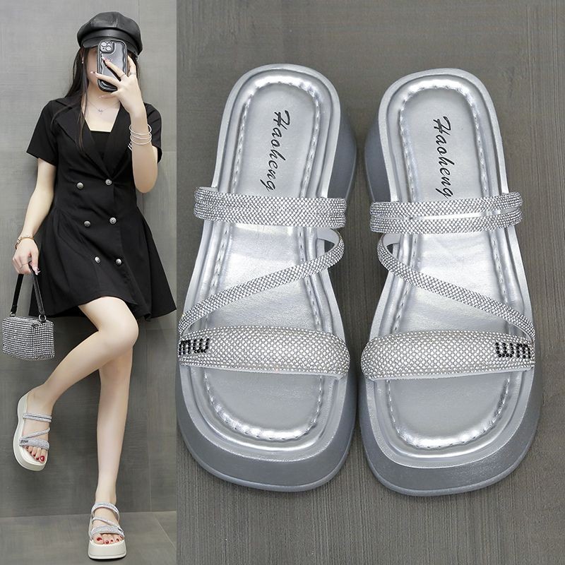 รองเท้าแตะแบบ Over-toe รองเท้าแตะพื้นหนา Seaside Commuter สวมใส่กลางแจ้งนุ่ม