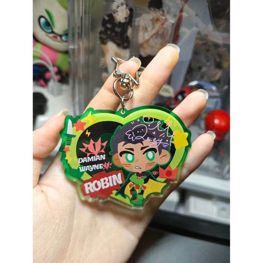 อะนิเมะพวงกุญแจผู้หญิง Jason Todd อะคริลิค Key Chain Man แหวนจี้เครื่องประดับอุปกรณ์เสริมของขวัญเพื่
