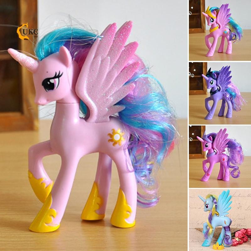 My Little Pony: มิตรภาพคือ Magic รุ่นอะนิเมะตุ๊กตาของสะสมน่ารักภายในรถเค้กตกแต่งด้านบนสําหรับแฟนๆ 14 ซม.