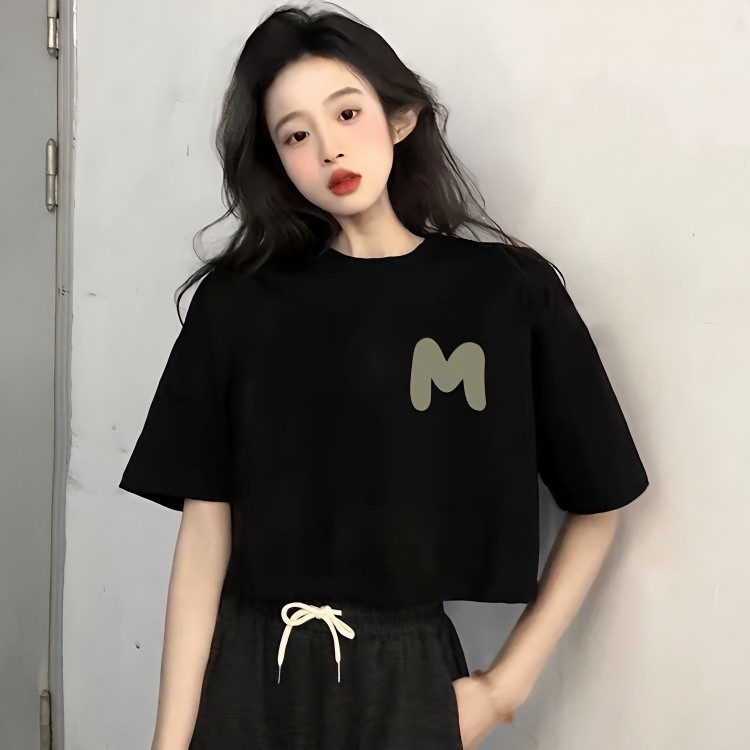 เสื้อครอปเอวสูงแขนสั้นสไตล์สาวแซ่บ แต่ยังคงความหวาน ทำจากผ้าฝ้ายแท้ เหมาะสำหรับแฟชั่นฤดูร้อน