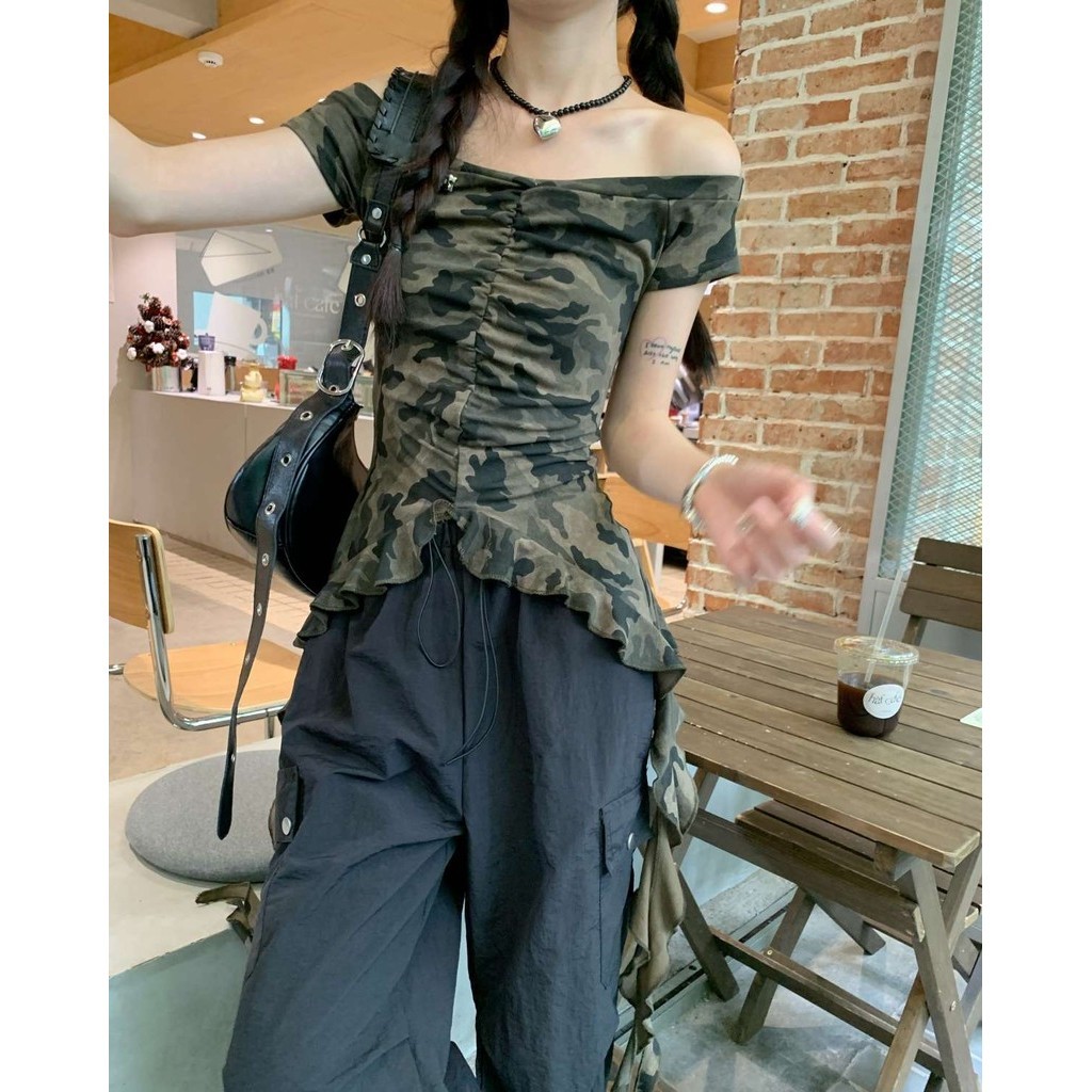 เสื้อทีเชิ้ตพิมพ์ลายพรางลายพรางแนววินเทจเสื้อเปิดไหล่ลายระบายสำหรับฤดูร้อนของผู้หญิง - รูปที่ 2