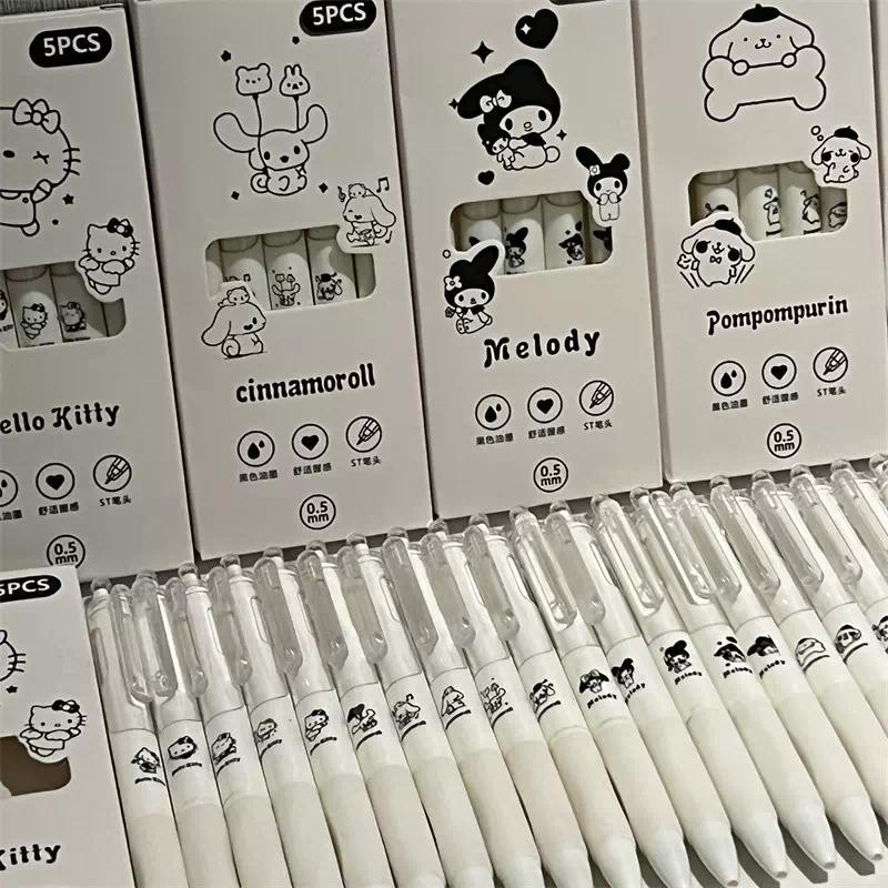 ปากกา Sanrio ในกล่องมี 6 ชิ้น kuromi ปากกานักเรียนขายดีสุดน่ารัก ปากกาเจล 0.5 ปากกาสีดำ