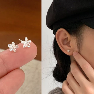 แฟชั่นคลาสสิกมินิน่ารักต่างหูสตั๊ดหูหัวเข็มขัดหูเครื่องประดับอุปกรณ์เสริม