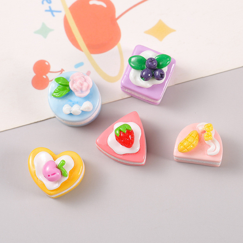 รูปทรงเค้กเล็ก ตัวติดรองเท้า jibbitz crocs หัวเข็มขัดด้านล่าง 12mm การตกแต่ง charms การตกแต่งกระเป๋าชายหาด