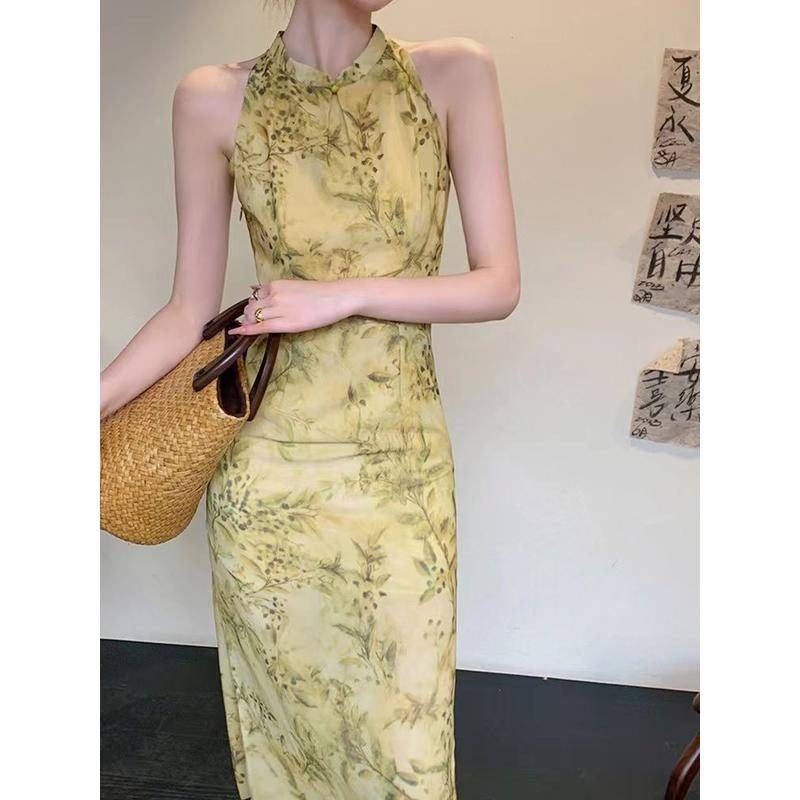 ใหม่สไตล์จีนปรับปรุง Cheongsam ผู้หญิงฤดูร้อน 2024 สไตล์ใหม่แขนกุด Halter ชุด Slim-fit แคบเอว Slimmer ดู Sli