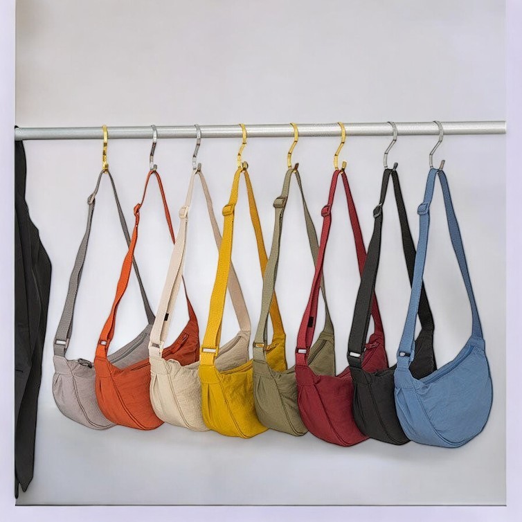 uniqlo2304#SMALL#มีป้ายห้อยยูนิโคล่ กระเป๋า ผ้า แคนวาส สะพายข้าง มินิ เท่ๆ ไนล่อน Mini Bag ไหล่ ผู้หญิง น่ารัก ขนนุ่ม