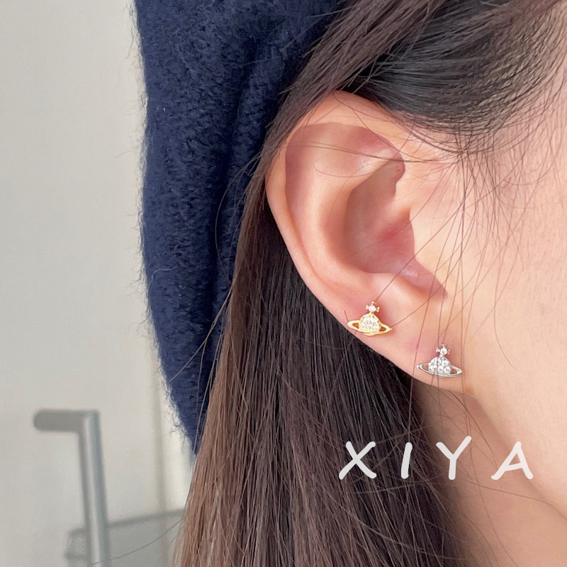 Xiya ต่างหูดาวเสาร์เพชรเต็มขนาดเล็กประณีตต่างหูสกรูดาวเคราะห์เพทายเรียบง่าย ราคา ถูกที่สุด ดีลบีเคเค แกลเลอรีภาพที่ 2