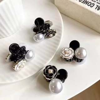 กิ๊บติดผมลาย Camellia Pearl กิ๊บติดผมดอกกุหลาบ สไตล์เรโทร กิ๊บติดผมสวยๆ ส่งไวจากไทย