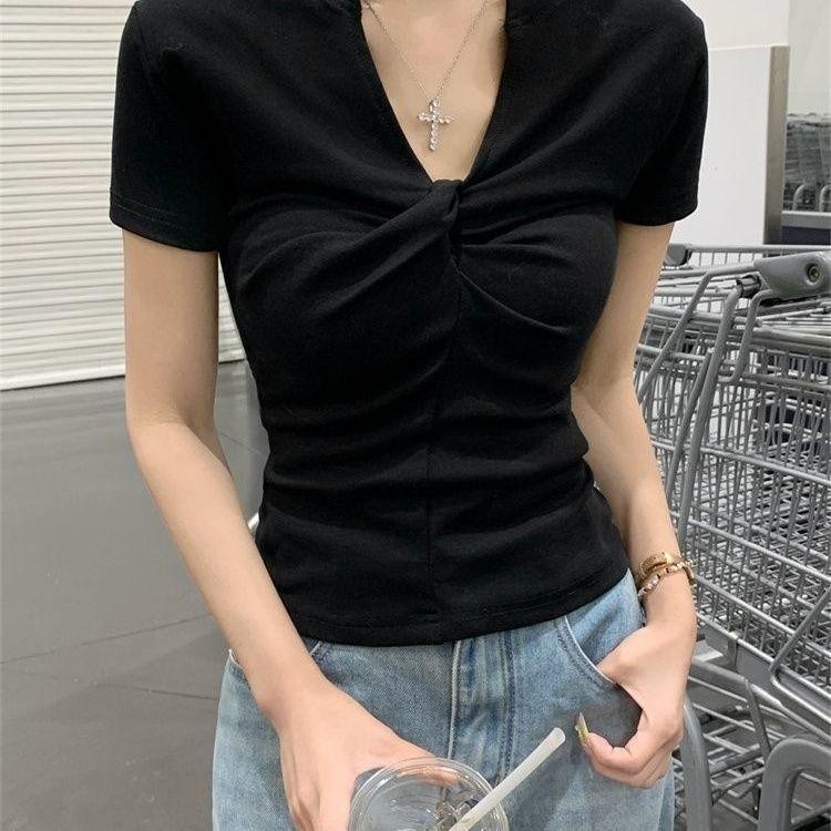 เสื้อยืดแขนสั้นปาดไหล่ ชุดสองทาง น่ารักและเซ็กซี่ สำหรับผู้หญิง ใส่หน้าร้อน สไตล์ใหม่ ทรงสลิมฟิต กระชับสัดส่วน คอปก ปาด ราคา ถูกที่สุด ดีลบีเคเค แกลเลอรีภาพที่ 5