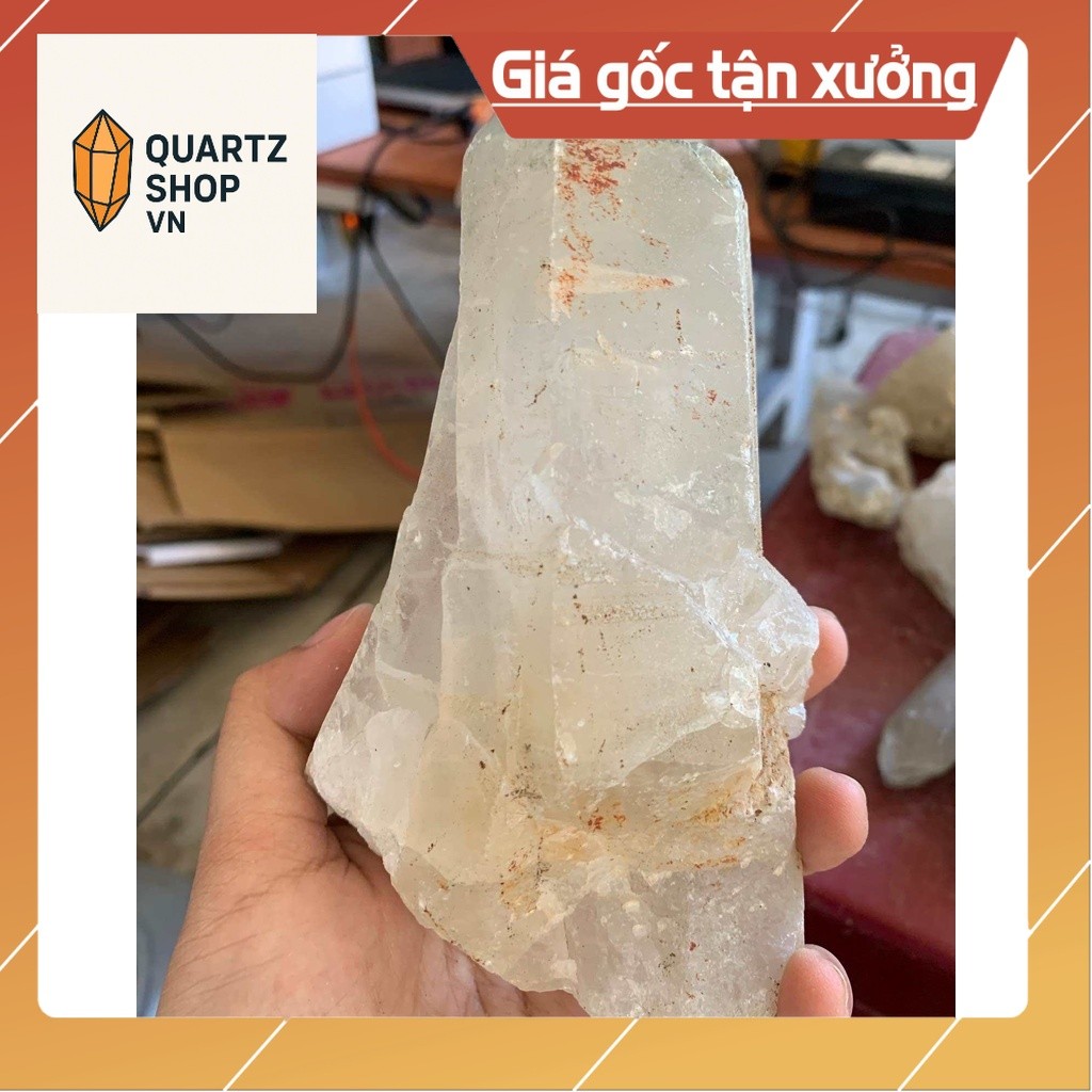 หินควอตซ์ควันหยาบดั้งเดิมสําหรับตกแต่งบ้านการทําให้บริสุทธิ์พลังงานสูง 3.5 ซม. น้ําหนัก 750 กรัม (86