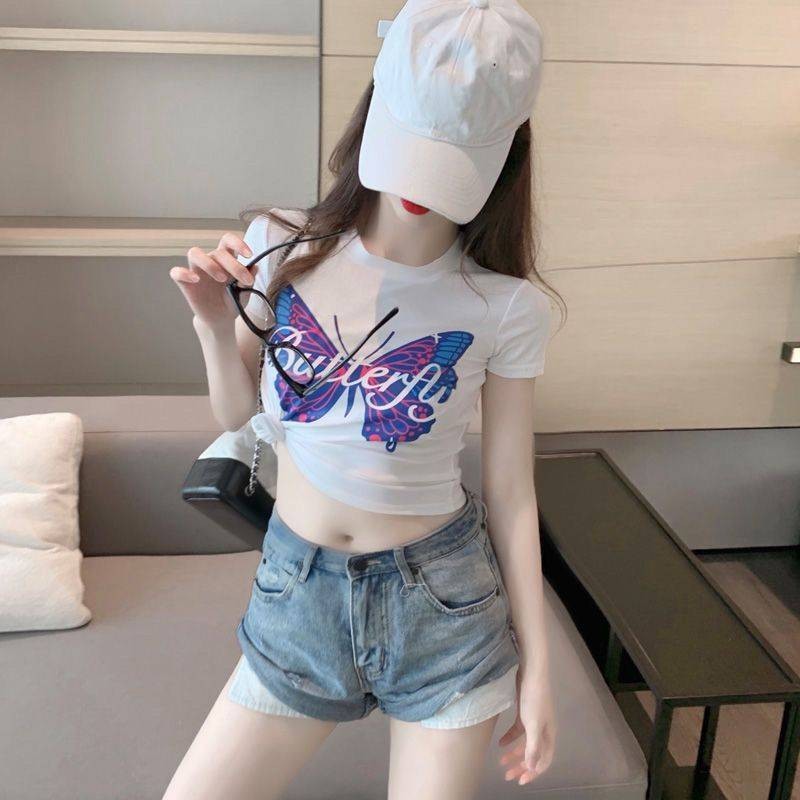 เสื้อครอปผู้หญิง ครอปสั้น ลายผีเสื้อ เสื้อยืดผู้หญิง E8005