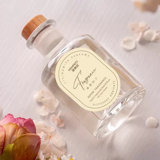 ก้านไม้หอมดอกไม้เสมือนจริง 200ml ฟรีดอกไม้ตกแต่ง ของขวัญแด่คนพิเศษ ของขวัญวันเกิด วันรับปริญญา ไหว้ผู้ใหญ่ แฟน