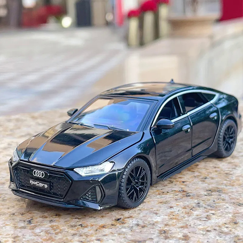 1:32 Audi RS7 Sportback Alloy Model Car Toy Diecasts Metal Casting Sound and Light Car Toys For Chil