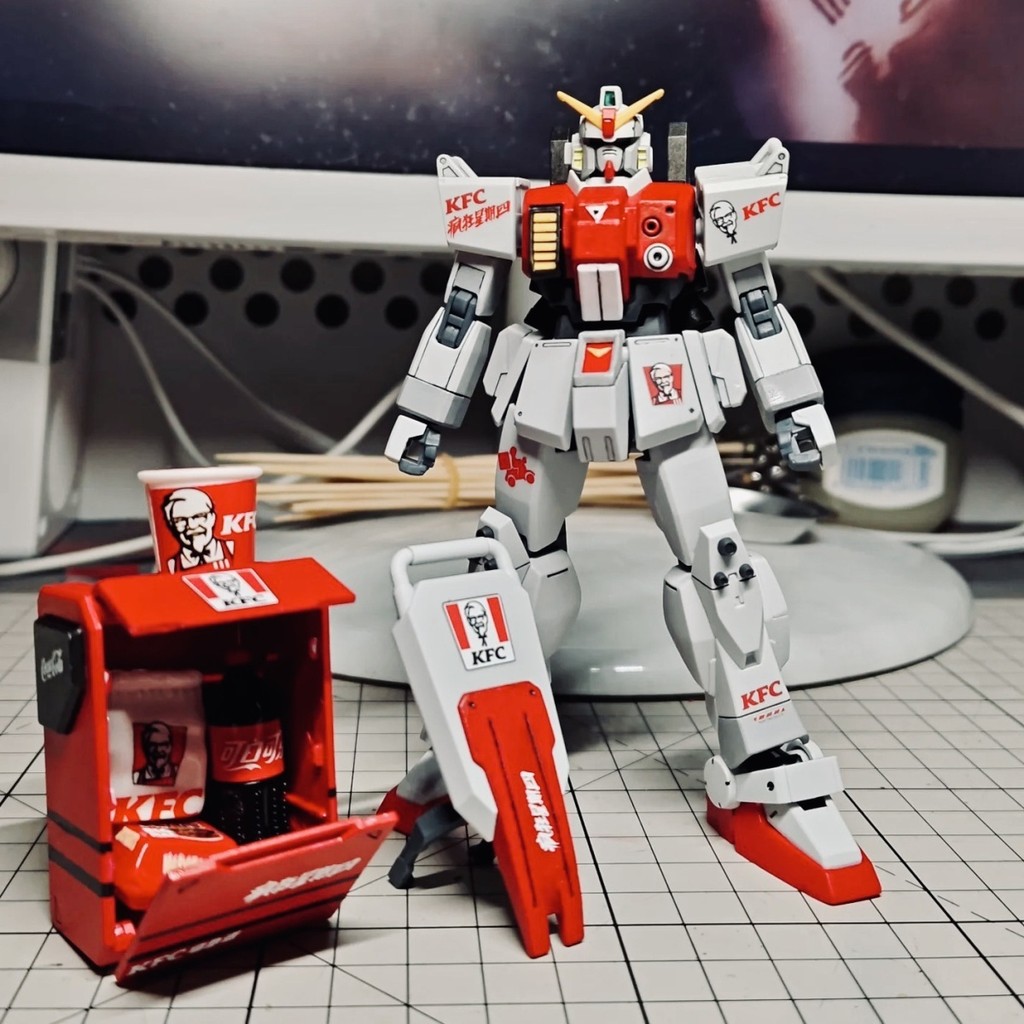 Spray Version HG Land Gundam KK Cool KFC Color Matching Assembly Model Gundam Special Customization