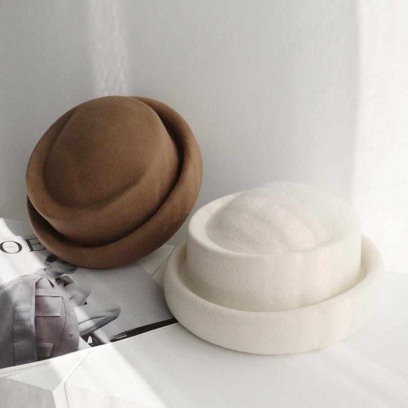 หมวกเบเร่ต์ขนแกะออสเตรเลีย สไตล์เรโทรฮิปบอร์น สำหรับฤดูใบไม้ร่วงและฤดูหนาว หมวกเจ้าหญิงที่เหมาะกับการสวมใส่อย่างหลากหลาย