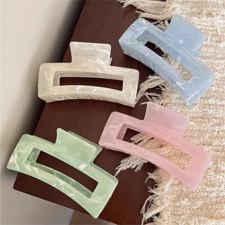คลิปผมสีสันสดใสสำหรับเด็กผู้หญิง แบบฉลาม พื้นหลังเรียบ สไตล์เกาหลี ปี 2025