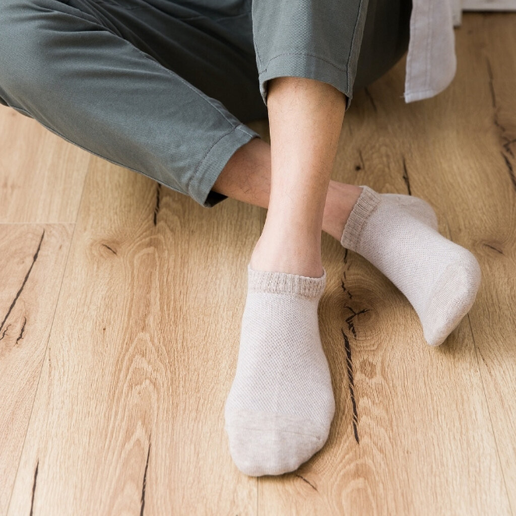 ถุงเท้าข้อสั้นพอดีตาตุ่มผู้ชาย #32 ตาข่ายระบายอากาศด้านบน ผ้าฝ้าย 80% สีพื้น เนื้อนุ่ม สไตล์มินิมอล คุณภาพดีมาก - รูปที่ 6