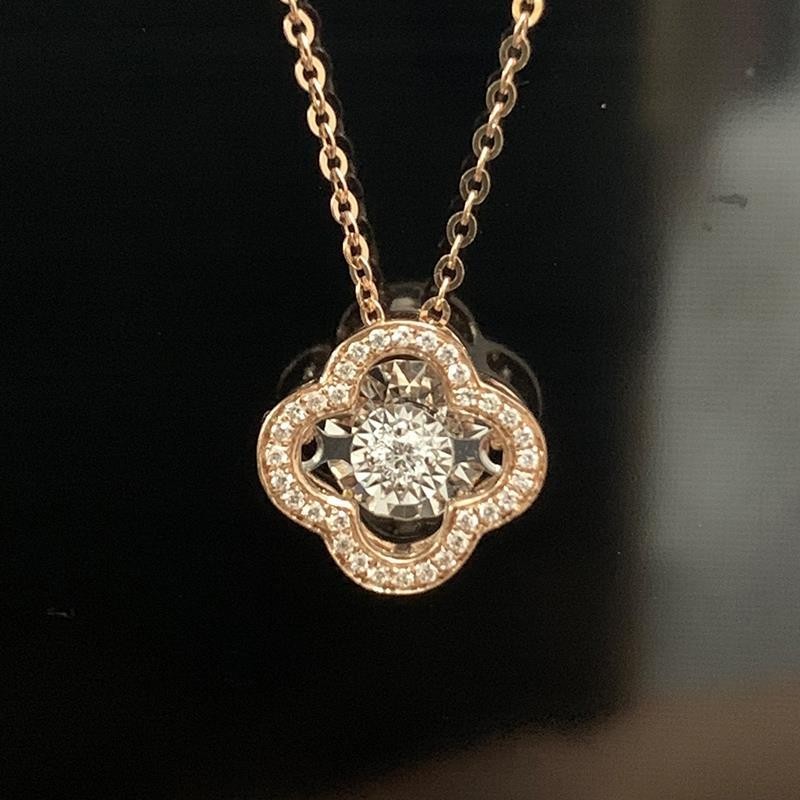 สร้อยคอ สร้อยคอ 18K Masonry สร้อยคอ Female Rose Gold AU750 สร้อยคอ Masonry Clover Smart Masonry Pend