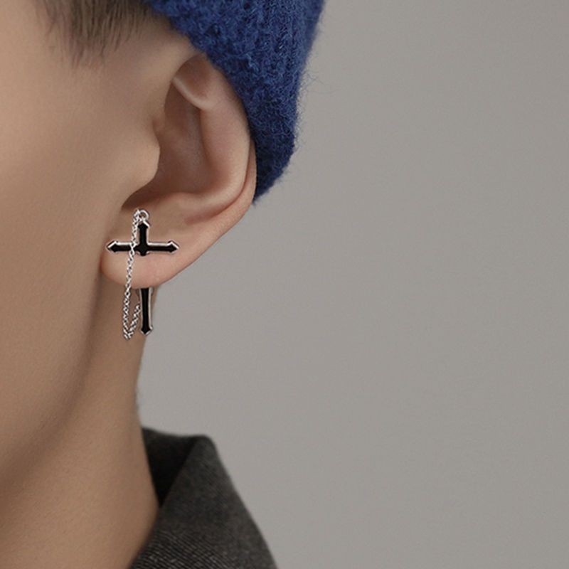 银男士耳钉耳环男潮个十字架潮男单只设计感小众嘻哈男生耳饰品Silver men's earrings earrings men's trendy cross trendy men20250820