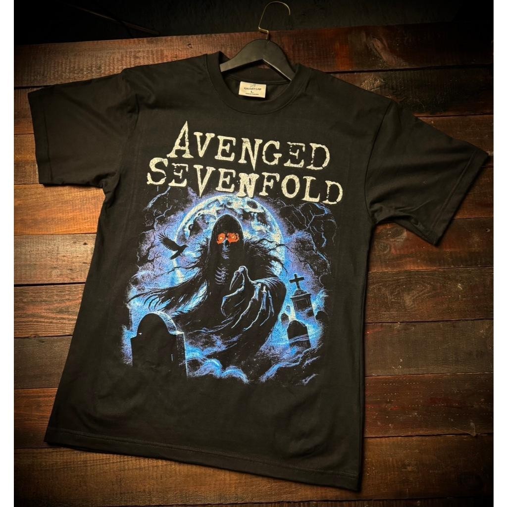 เสื้อยืด Avenged Sevenfold Rocket Lab สีดำ ผ้าคอตตอนพรีเมียม USA สกรีน DTG งานละเอียด สีคมชัด