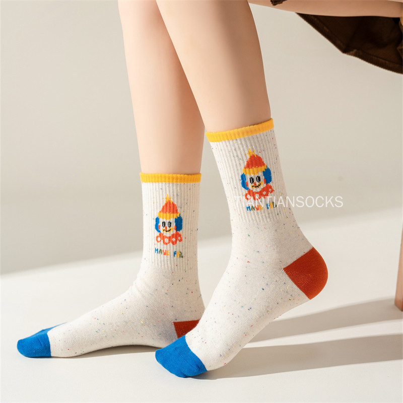 TIANTIAN T376ถุงเท้าลายการ์ตูนสุดคิวท์ สไตล์ตัวตลก แฟชั่นอินสตาแกรม! ถุงเท้ายาวคู่รัก ฝ้ายแท้นุ่มๆ ดีไซน์แปลกตา ลูกไม้เท่ๆ สำหรับสตรีทสไตล์ - รูปที่ 3