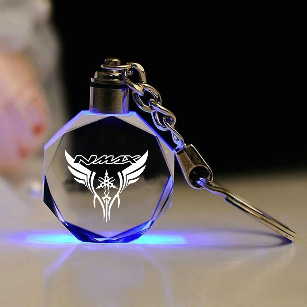 Yamaha XMAX พวงกุญแจ Motocycle LED 7 สีคริสตัลพวงกุญแจของขวัญวันเกิด Luminous Keyring