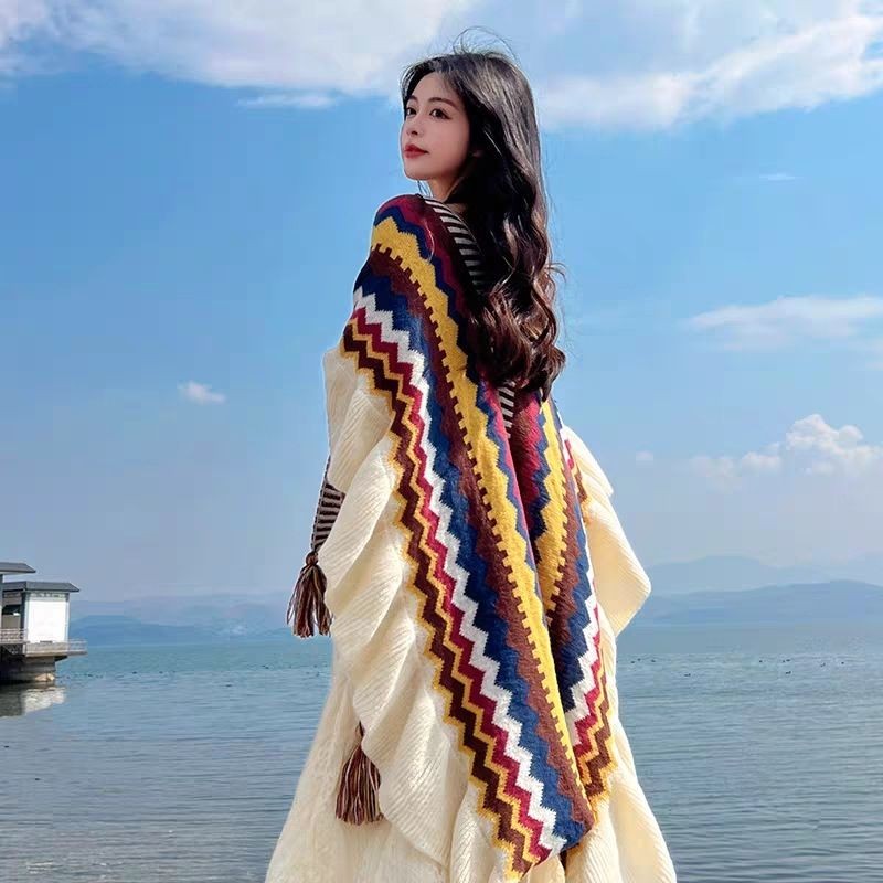 2024 แพรี่การถ่ายภาพเชื้อราขอบชาติพันธุ์ผ้าคลุมไหล่หญิงวันหยุดพู่หนายูนนานอบอุ่นเสื้อคลุมเสื้อคลุม2024 แพรภาพเชื้อราขอบผ้าคลุมไหล่ชาติพันธุ์หญิงวันหยุดพู่หนายูน