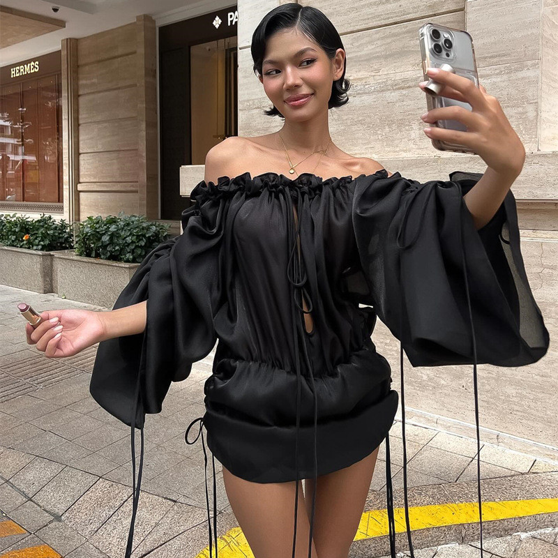 ชุดเดรสแขนยาวสายเดี่ยวทรงผูกคอเซ็กซี่ของผู้หญิงพร้อมก้นห่อ