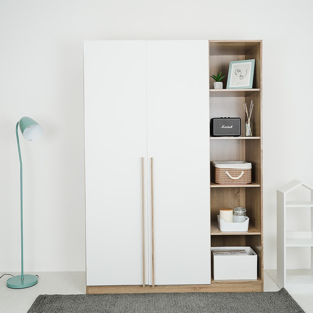 SB Design Square ตู้เสื้อผ้าบานเปิด รุ่น REMUS-D สีโซลิดโอ๊คตัดสีขาว (140x56x200 ซม.)  แบรนด์ LOOMS