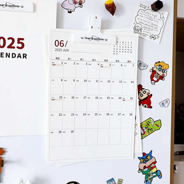 ปฏิทิน 2568 ปฏิทินจีน 2568 ปฏิทิน 2025 ปฏิทินปฏิทินติดผนังเรียบง่าย 2025 สํานักงานทํางานที่นั่งตู้เย