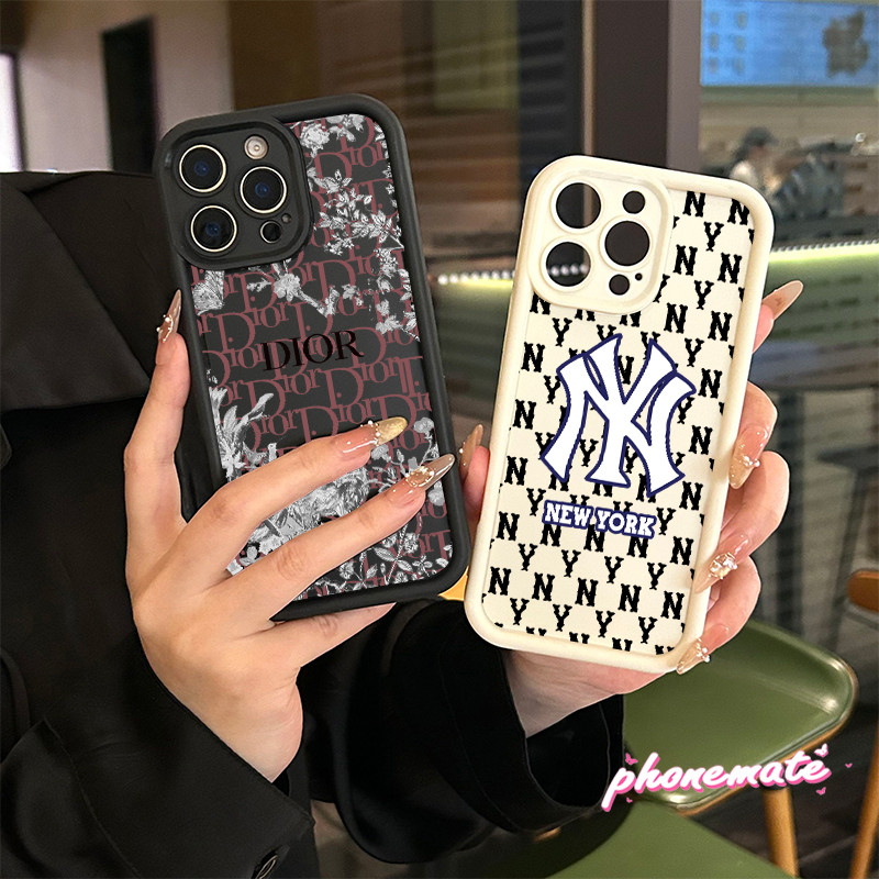 จัดส่งจากประเทศไทย ดอกไม้สีเงินของ DIOR เต็มจอ for Samsung A55 5G A54 5G A53 5G  A15(4G 5G)