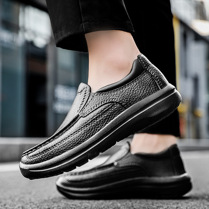 40-45 Casual Simple รองเท้าผู้ชายรองเท้าเชฟกันน้ํา Oilproof สบาย Anti-slip รองเท้าไม่มีส้นกลางแจ้งผู้ชาย