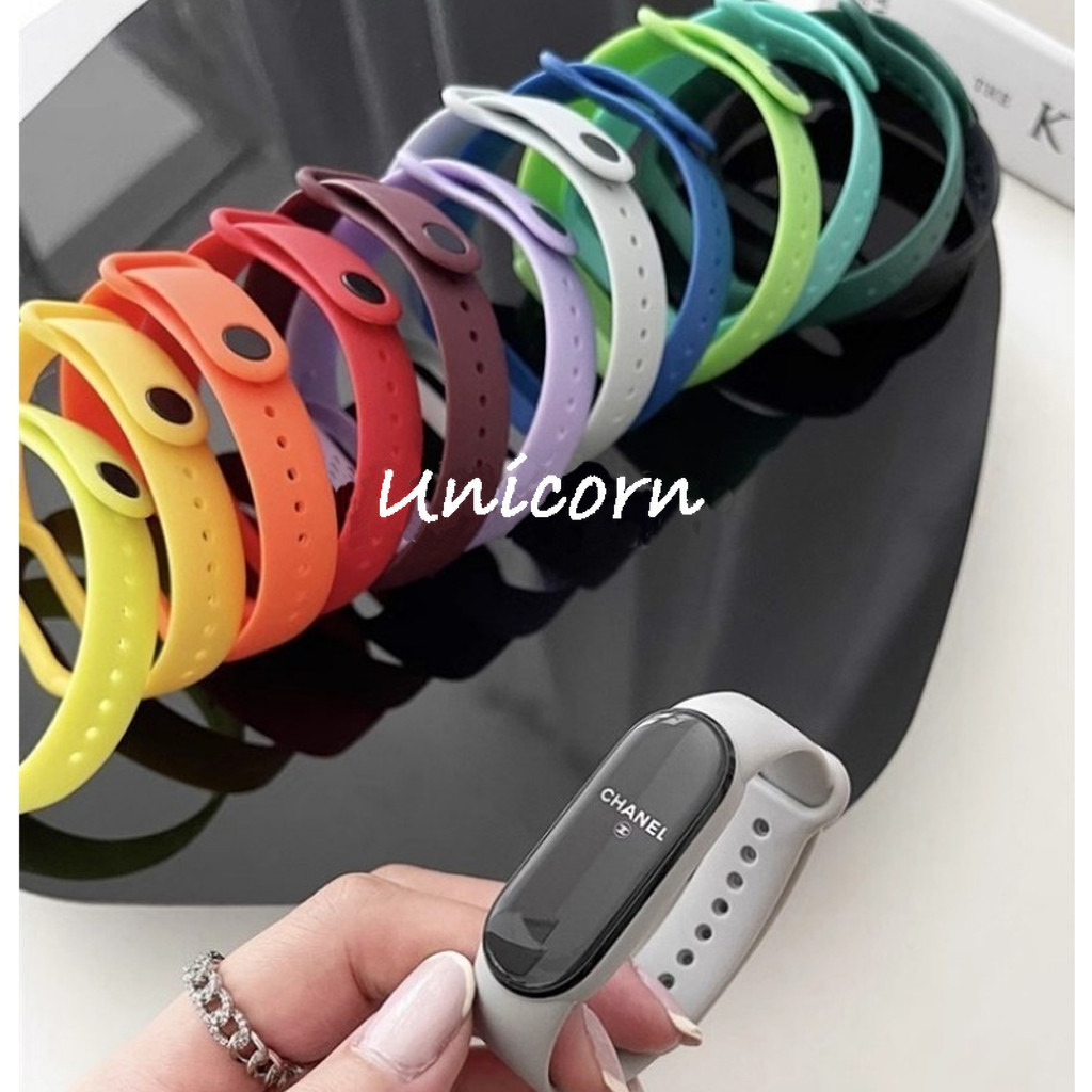 สายรัดสําหรับ Xiaomi Mi Band 8 7 สร้อยข้อมือซิลิโคนข้อมือ Miband 5 6 NFC เปลี่ยน pulsera correa สายรัดกีฬาสําหรับ Mi Band 8 7 6 3 4 5