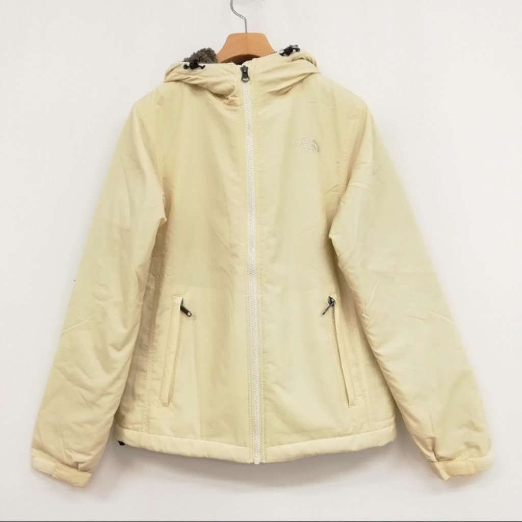 Compact Nomad Jacket Logo One Point Blouson M Beige Direct from Japan Secondhand  09cdfe0d36da9bc245